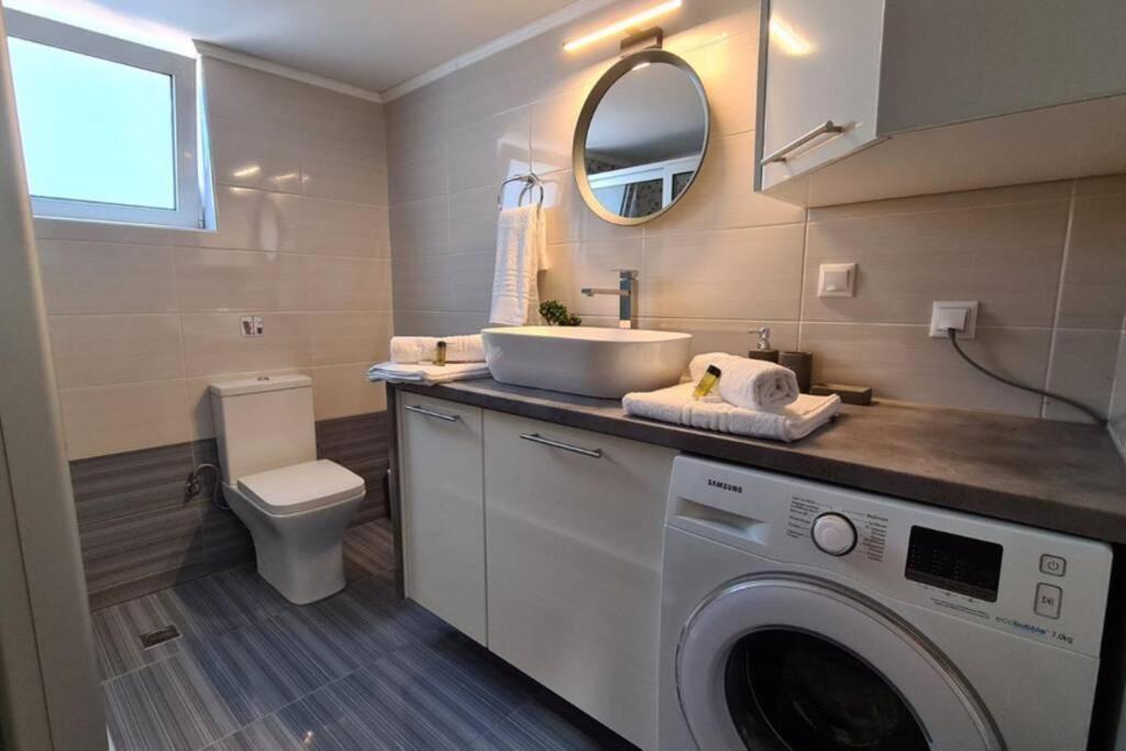 Modern Central Αpt 500M From The Beach. Chania  Luaran gambar