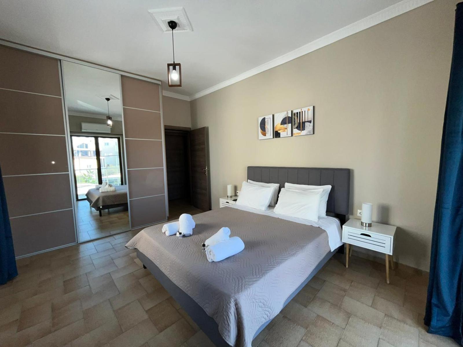 Modern Central Αpt 500M From The Beach. Chania  Luaran gambar